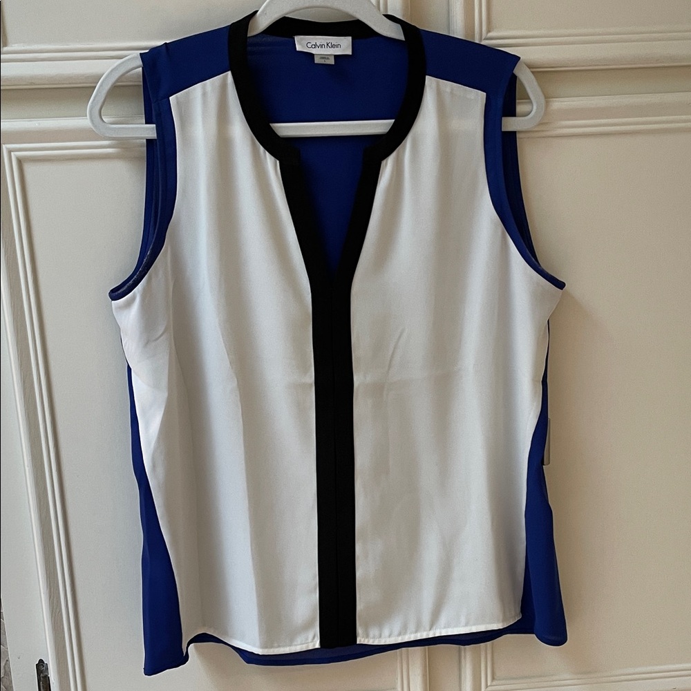 Calvin Klein Women's Sleeveless Blouse in Blue and White with Black Accents